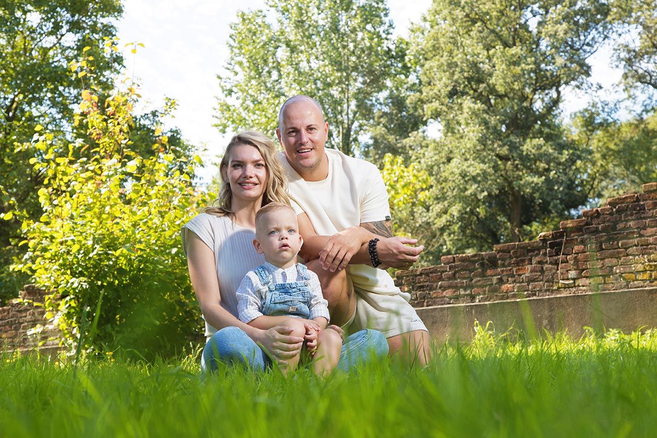 fotograaf op locatie ruïne boerderij hemmink winterswijk
